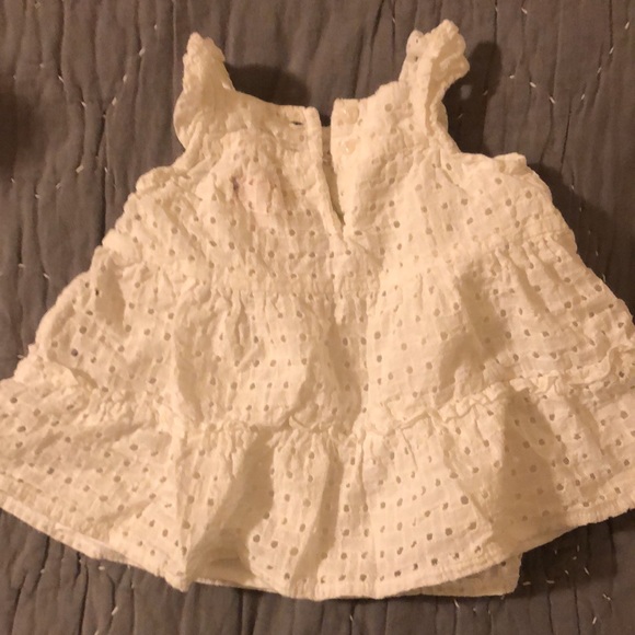 Adorable eyelet sundress - Picture 2 of 2